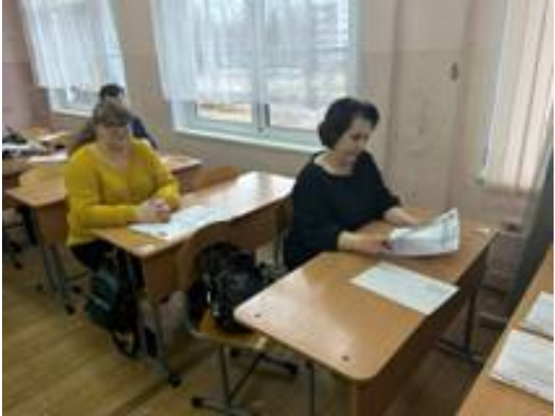 В Сланцевском районе состоялась Всероссийская акция «Сдаём вместе. День сдачи ЕГЭ родителями».